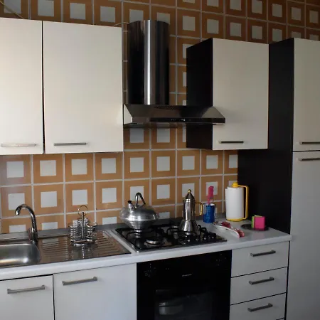 Apartment La Casa Di Aldo Salerno
